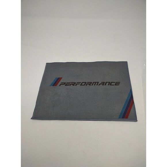 Performance Microfiber Towel For Auto Detailing Fuzzy on One Side 11 x 8 inches - Picture 2 of 5